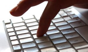 Write-letter-computer-008